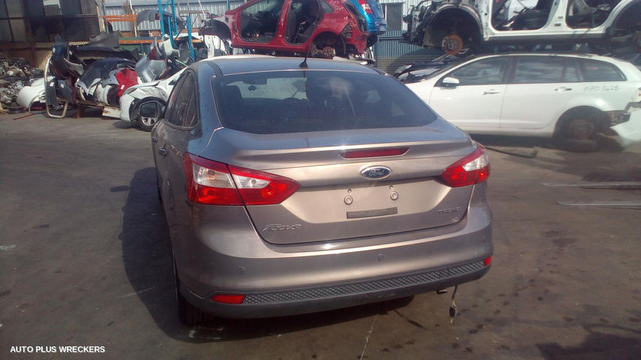 2013 Ford Focus High Level Stoplight
