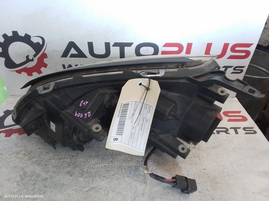 2005-2008 Mitsubishi 380 Right Headlamp