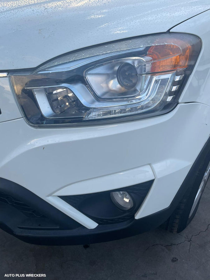2016 Ssangyong Korando Left Door Mirror