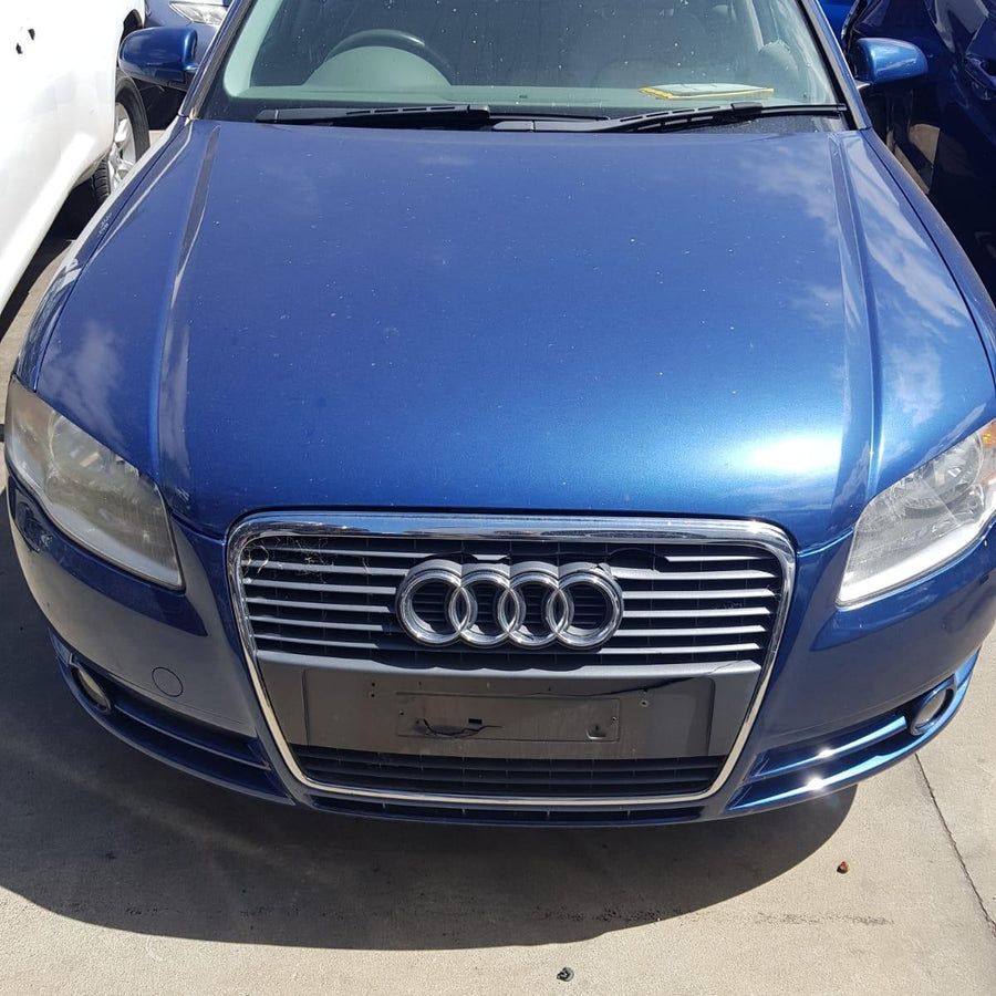 2006 Audi A4 Left Headlamp