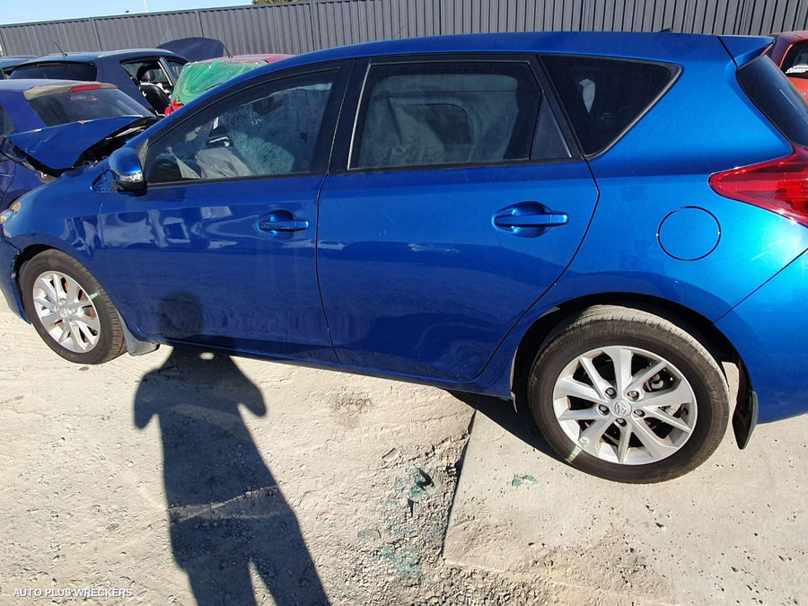 2012-2018 Toyota Corolla Left Front Door Window