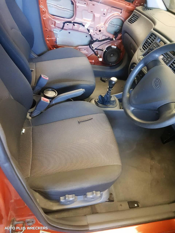 2006 Kia Rio Right Front Window Reg Motor