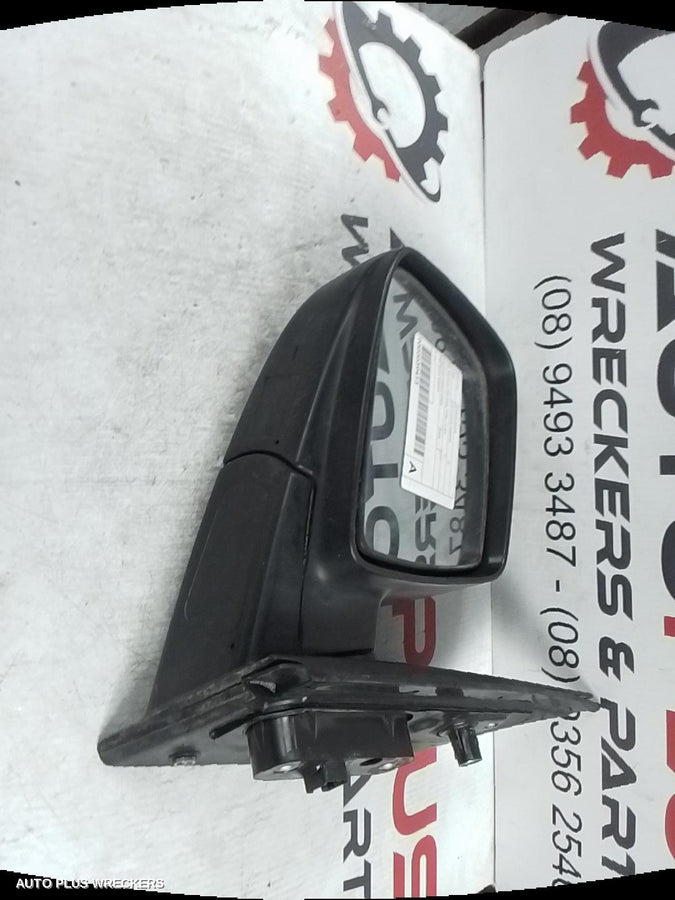 2007-2021 Hyundai Iload/imax Left Door Mirror