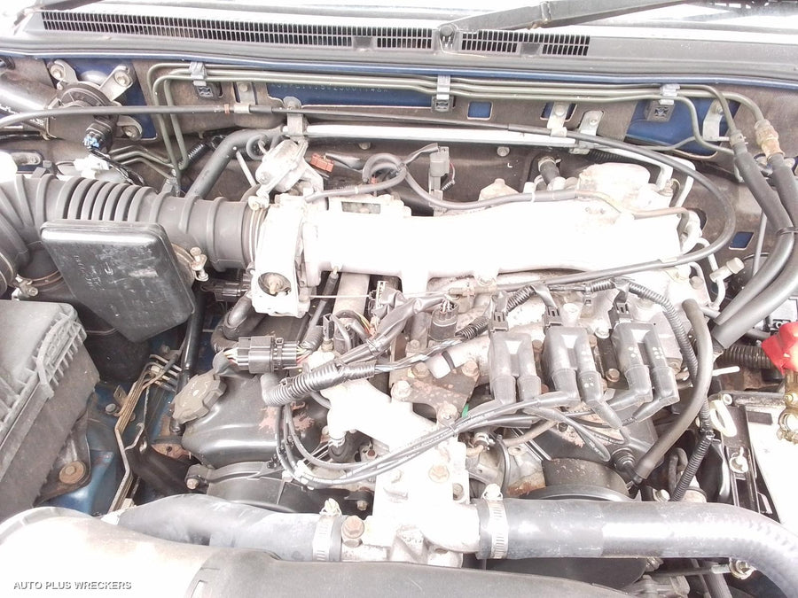 2001 Mitsubishi Pajero Left Front Door