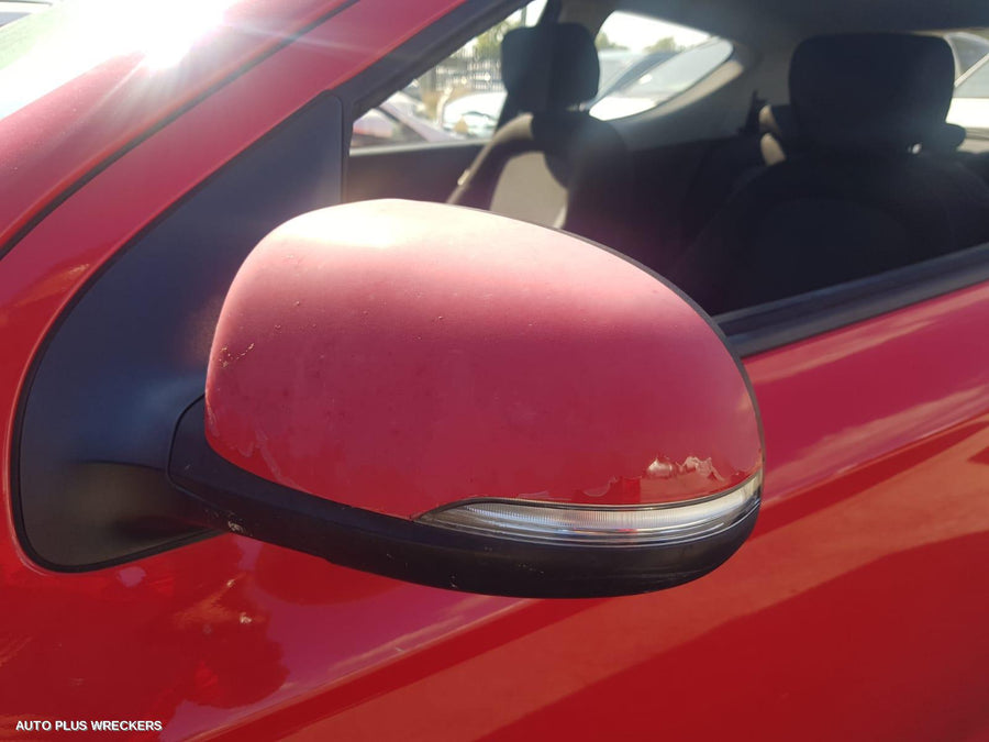 2013 Hyundai I20 Right Front Door Window