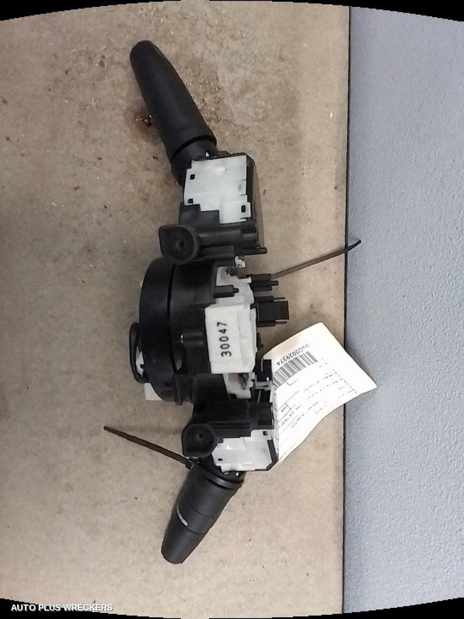 2007-2014 Nissan Dualis Combination Switch