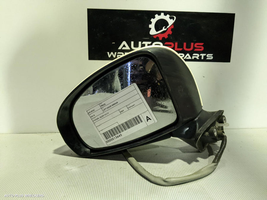 2009-2012 Toyota Prius Left Door Mirror