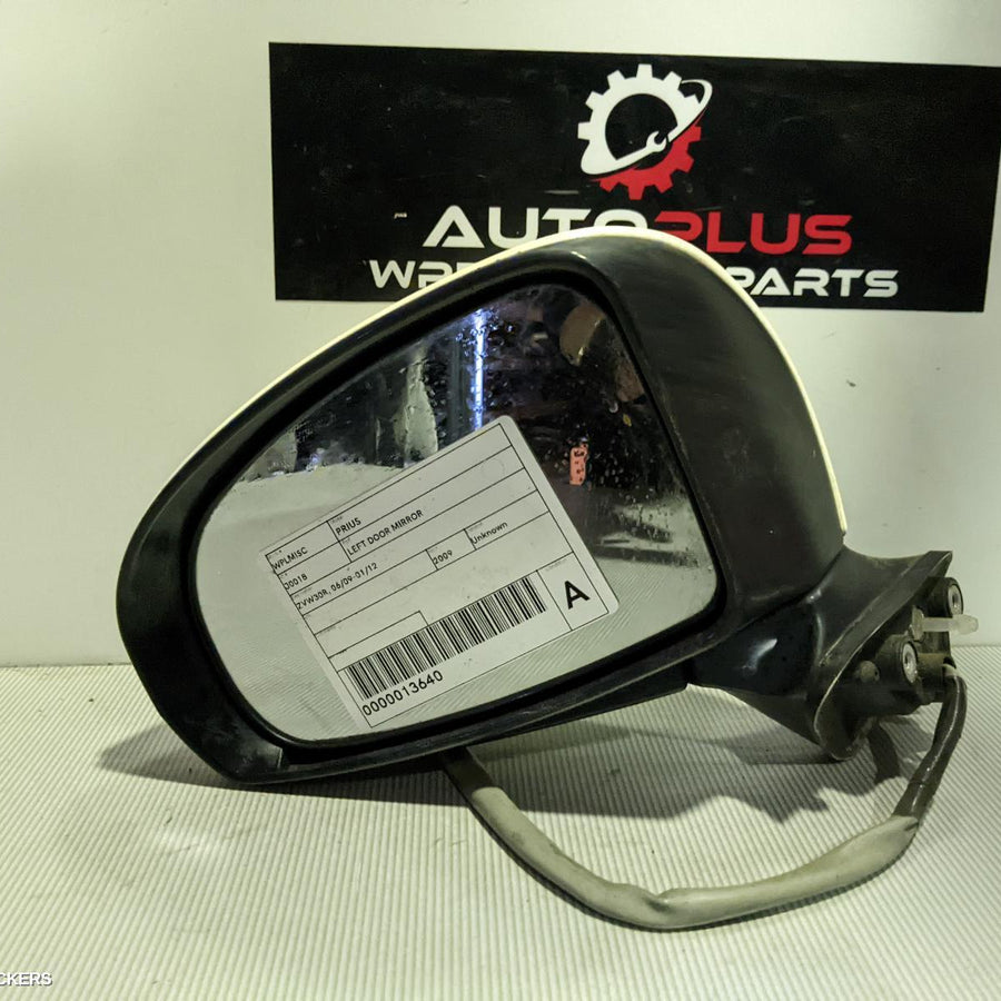 2009-2012 Toyota Prius Left Door Mirror