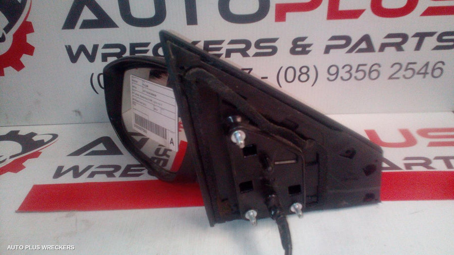 2012-2017 Nissan Pulsar Left Door Mirror