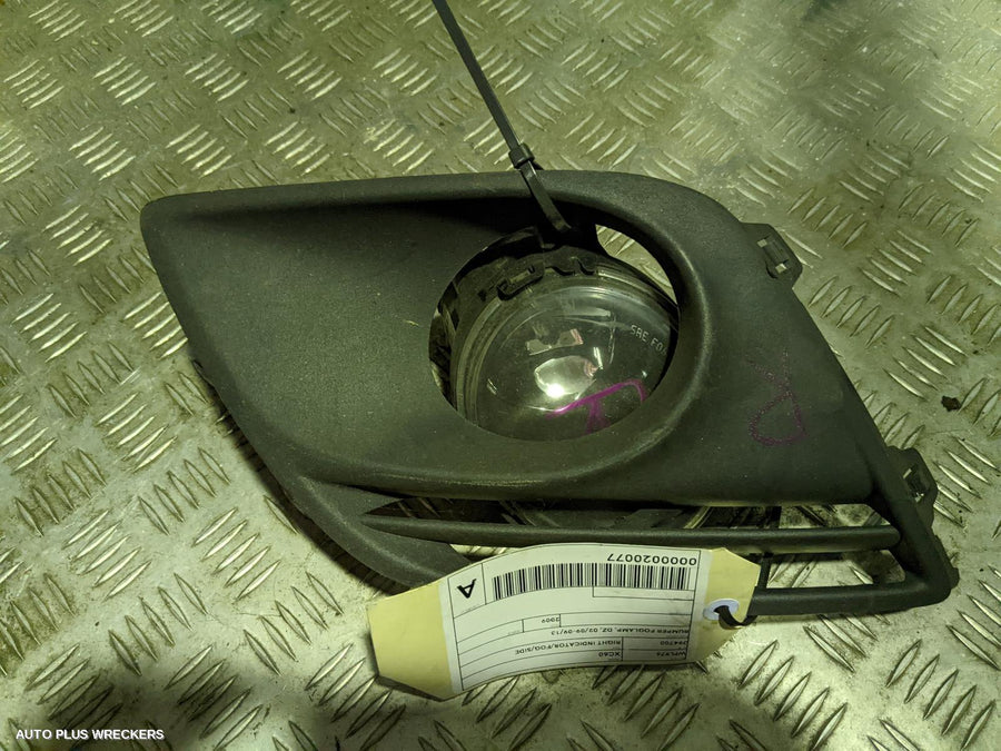 2009 Volvo Xc60 Right Indicator Fog Side