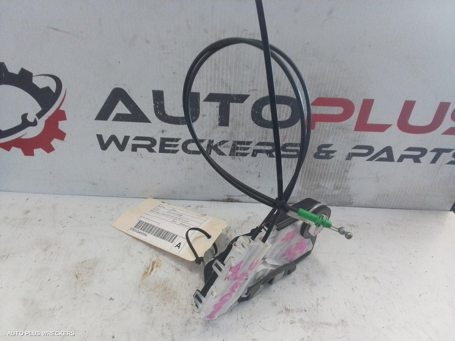 2018 Toyota Yaris Door Boot Gate Lock