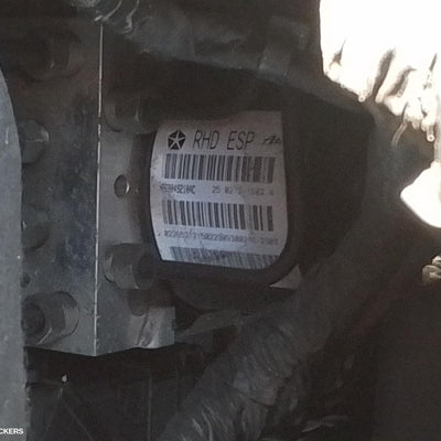 2007-2011 Jeep Patriot Door Boot Gate Lock