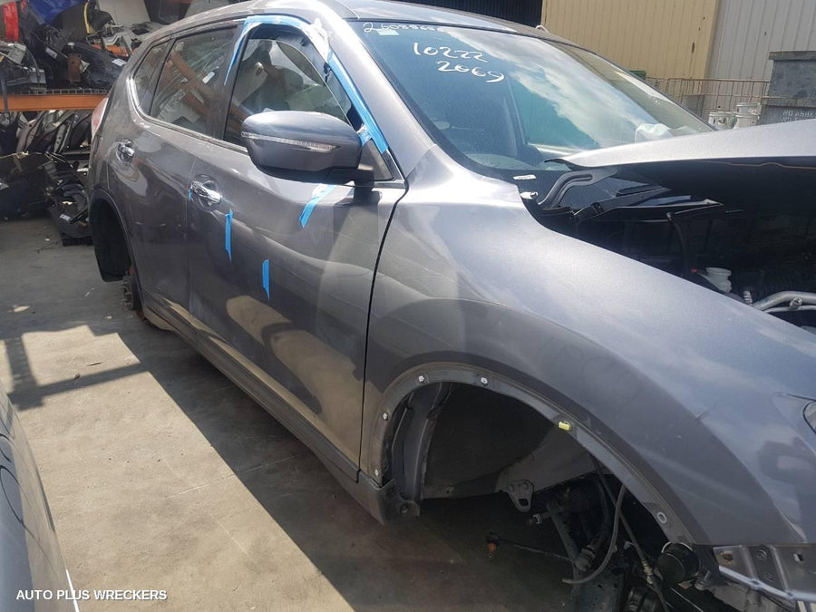 2014 Nissan Xtrail Left Rear Door Window