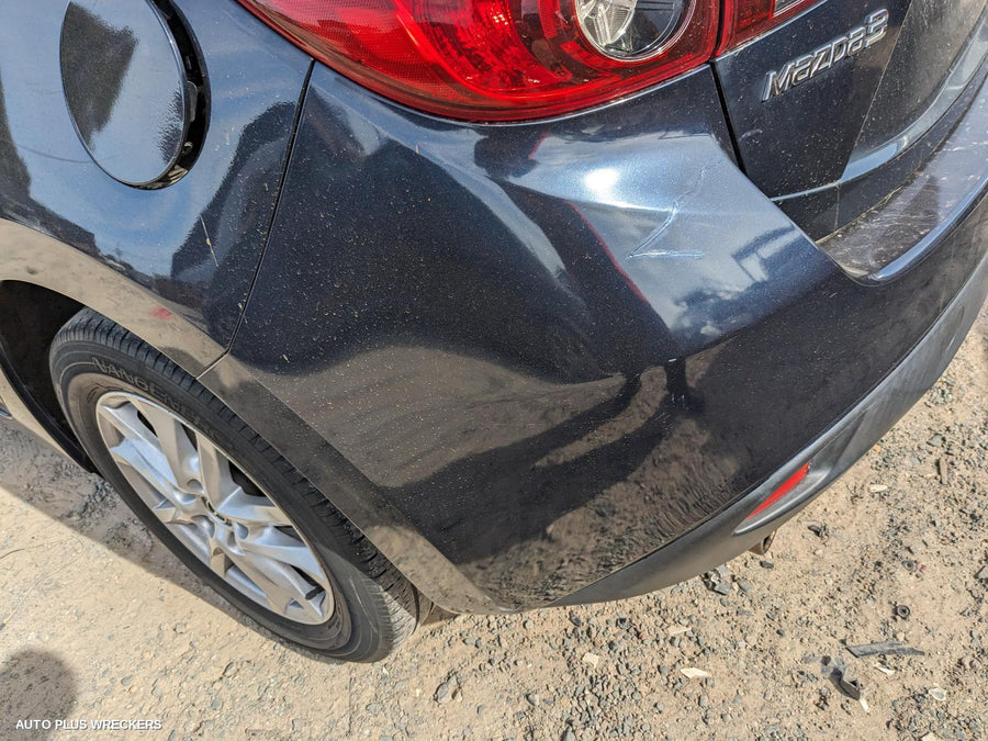 2015 Mazda 3 Right Front Door Window