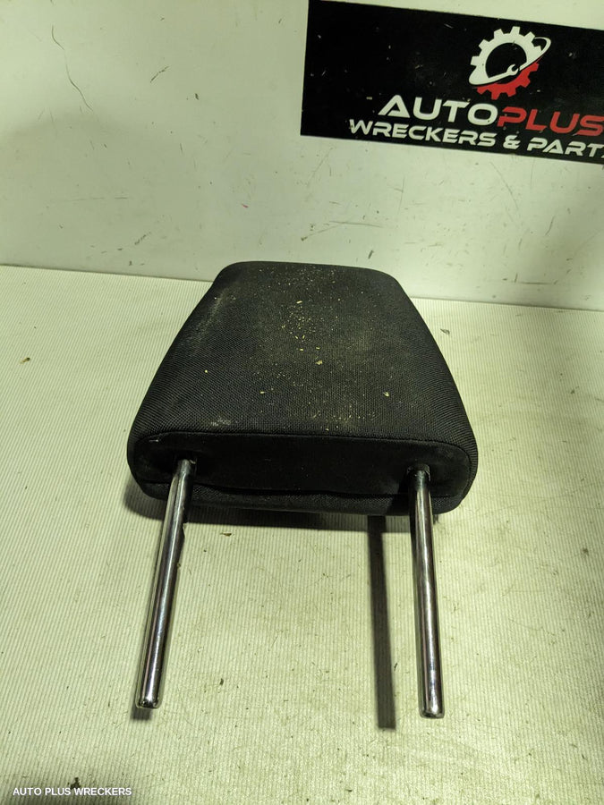 2017 Toyota Hilux Headrest
