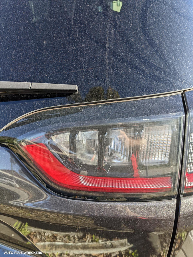 2020 Jeep Cherokee Left Headlamp