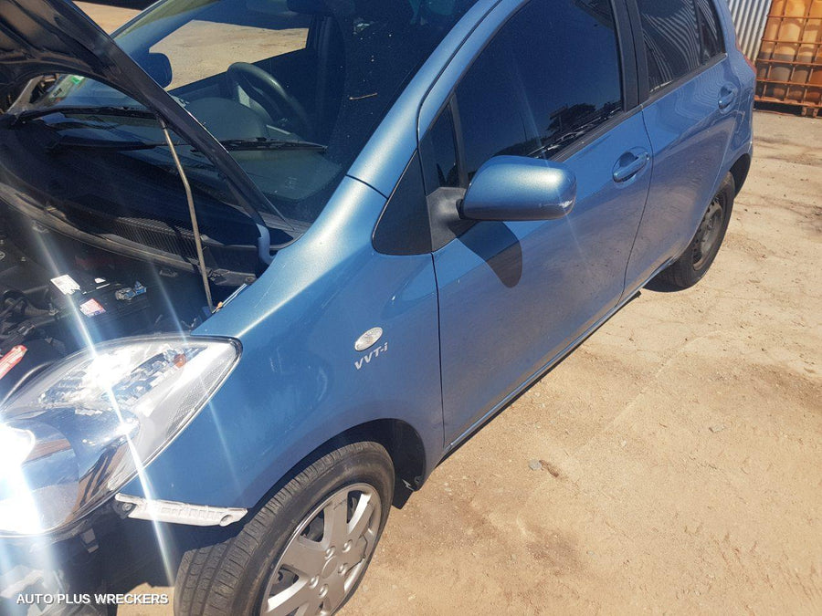 2007 Toyota Yaris Right Front Window Reg Motor