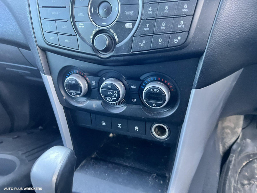 2012 Mazda Bt50 Right Rear Door Sliding