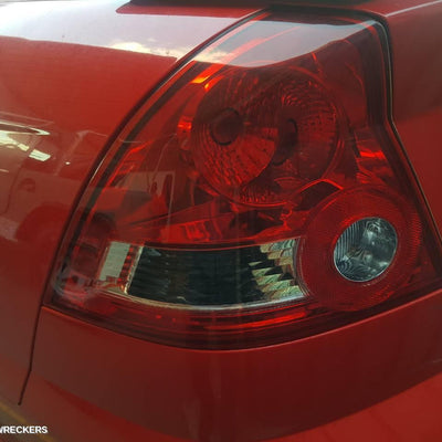 2003-2004 Holden Commodore Right Headlamp