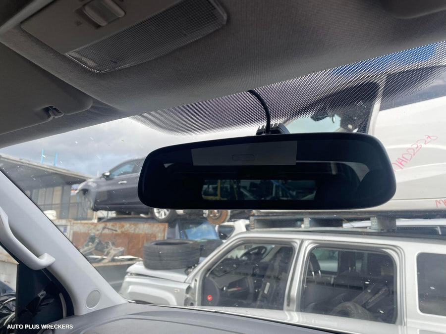 2016 Volkswagen Amarok Interior Mirror