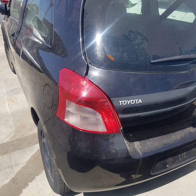 2005-2011 Toyota Yaris Right Front Window Reg Motor