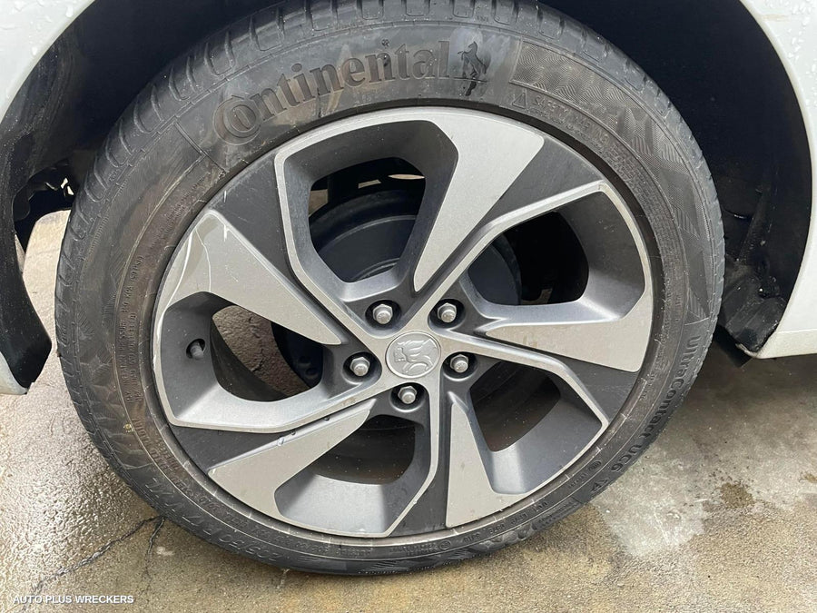 2017 Holden Barina Left Front Hub Assembly