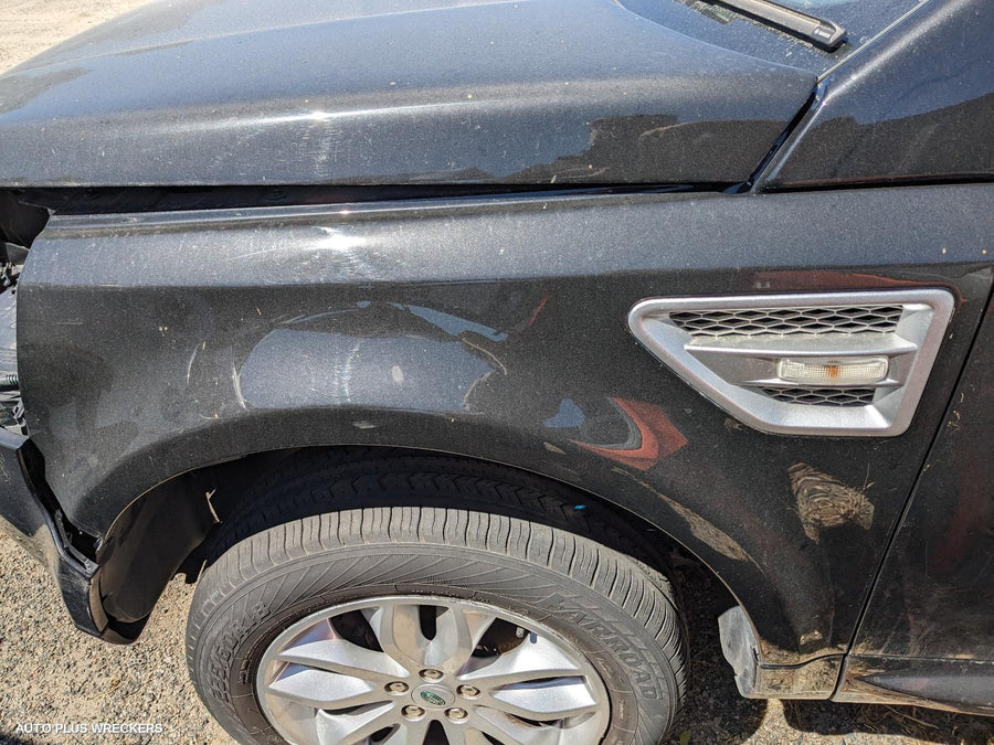 2011 Land Rover Freelander Right Rear Side Glass