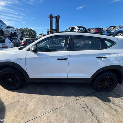 2015-2018 Hyundai Tucson Front Bumper