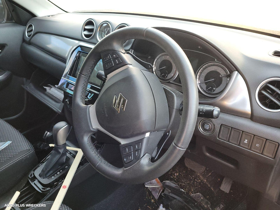 2019 Suzuki Vitara Left Front Door Window