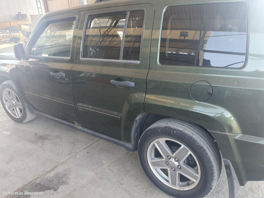 2007-2016 Jeep Patriot Left Rear Door Window