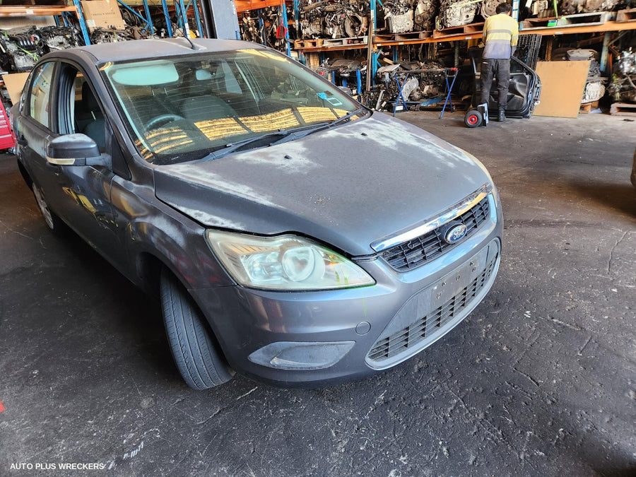 2008-2011 Ford Focus Right Headlamp