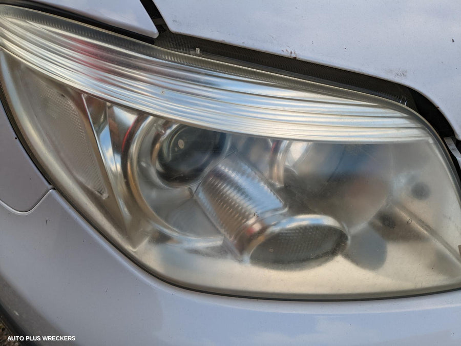 2004 Mitsubishi Outlander Bonnet