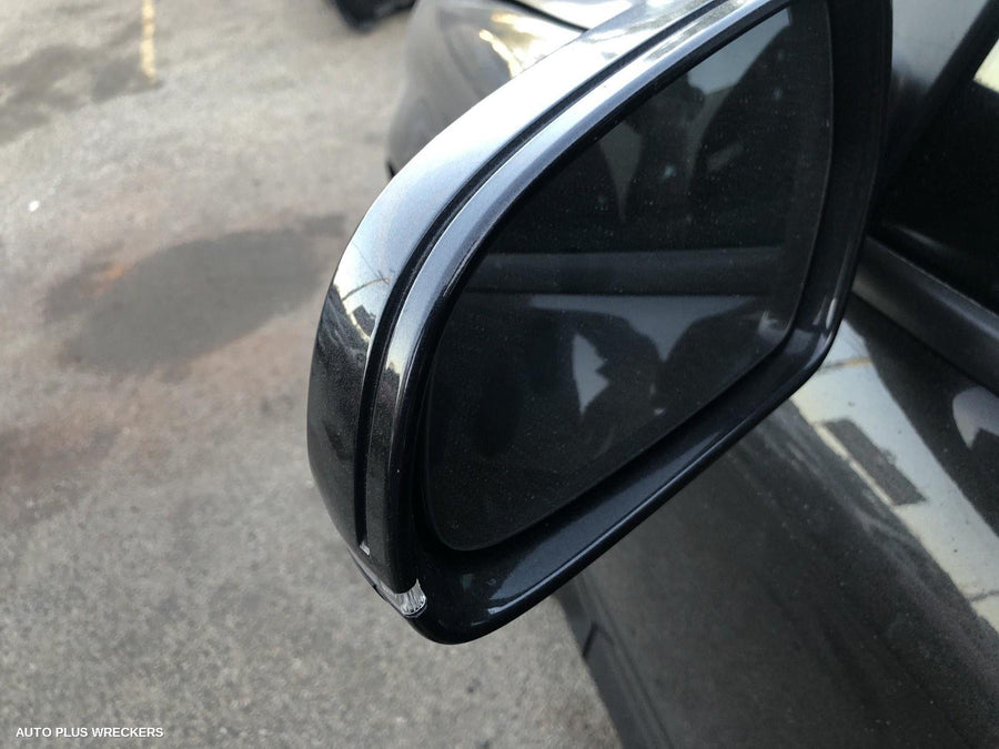 2010 Audi A3 Left Rear Door Sliding