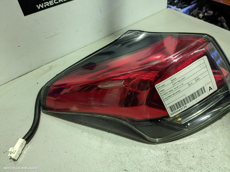 2015-2018 Toyota Rav4 Left Taillight