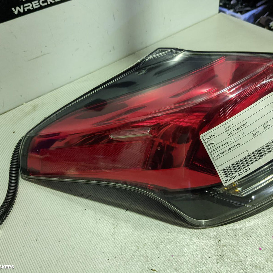 2015-2018 Toyota Rav4 Left Taillight