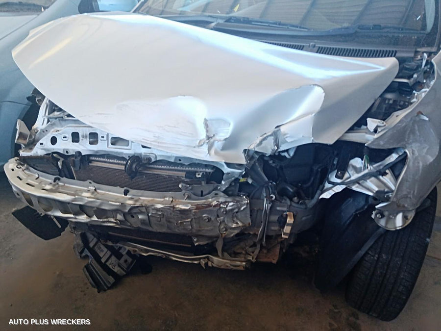 2009 Toyota Yaris Left Rear Door Window