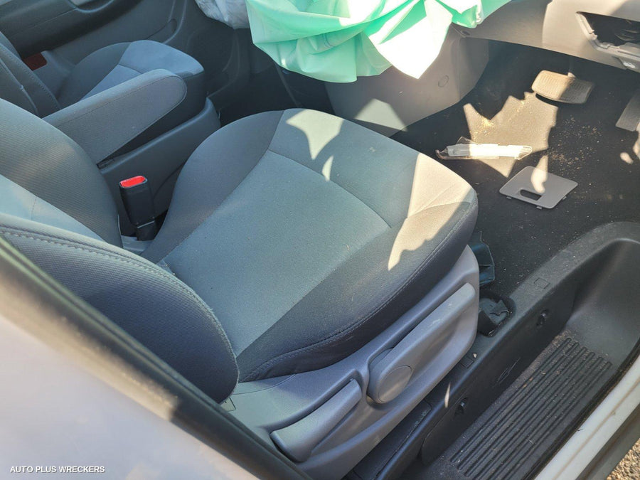 2007-2021 Hyundai Iload/imax Left Rear Side Glass