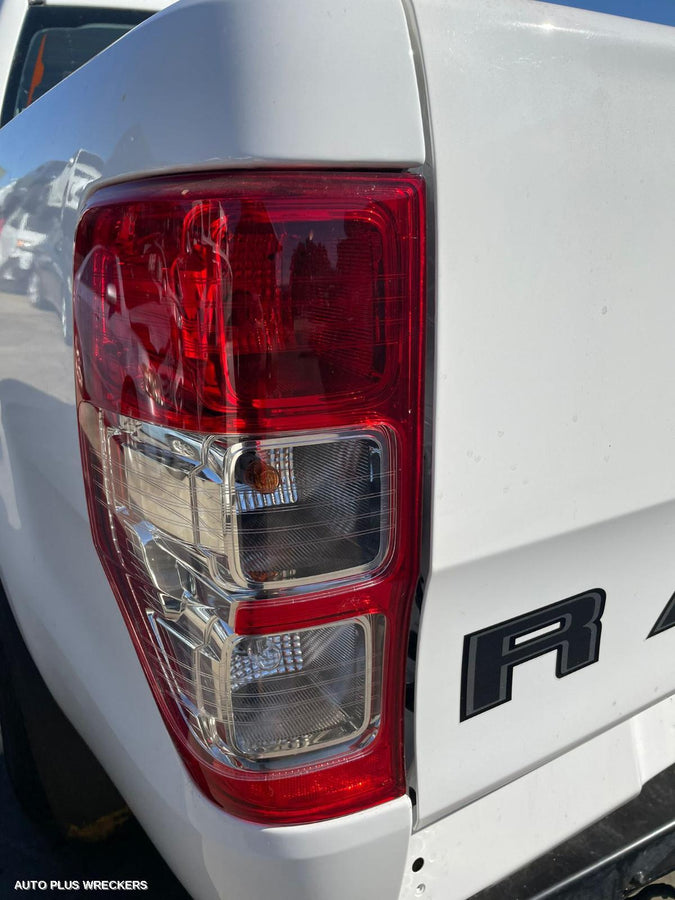 2016 Ford Ranger Rear Tailgate Glass