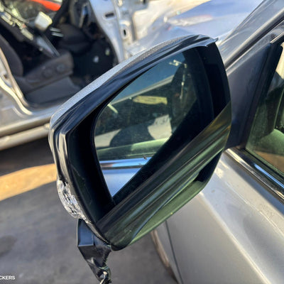 2011 Subaru Liberty Right Rear Strut