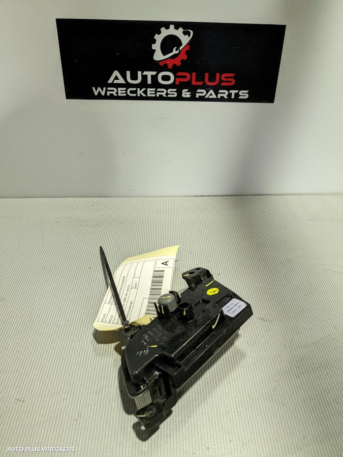 2019 Suzuki Baleno Left Indicator Fog Side