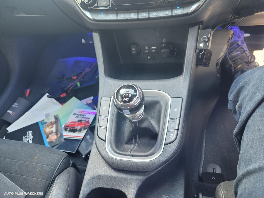 2018 Hyundai I30 Left Front Door