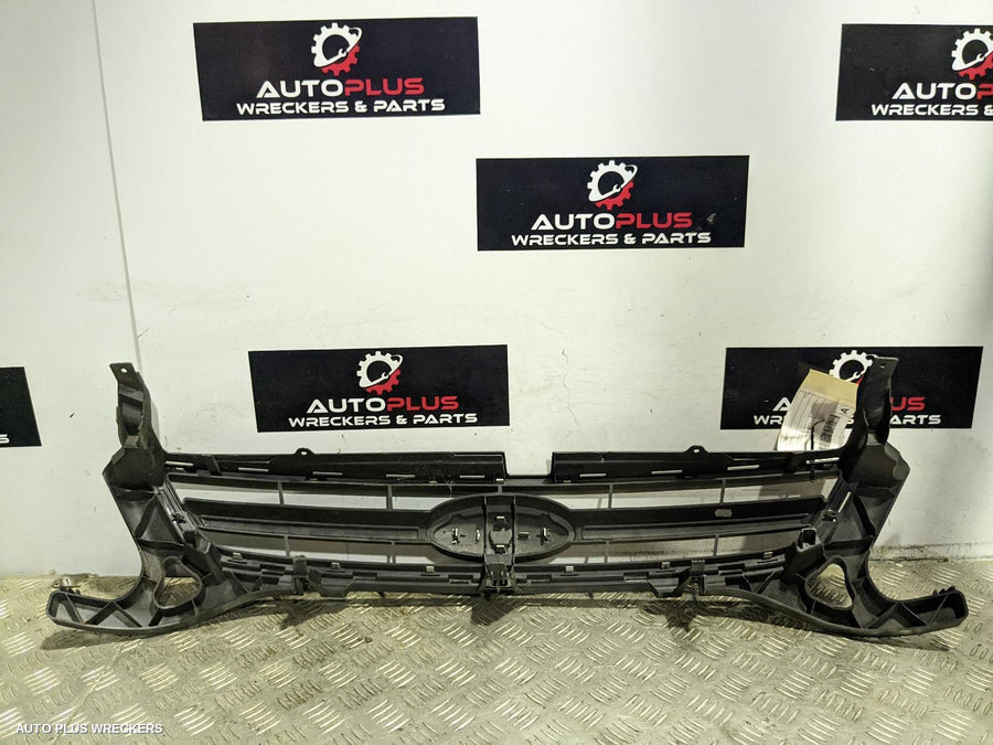 2011 Ford Mondeo Grille