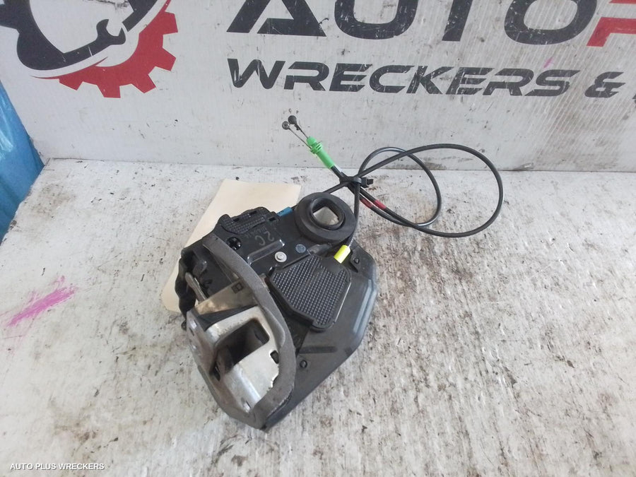 2012-2018 Toyota Corolla Door Boot Gate Lock