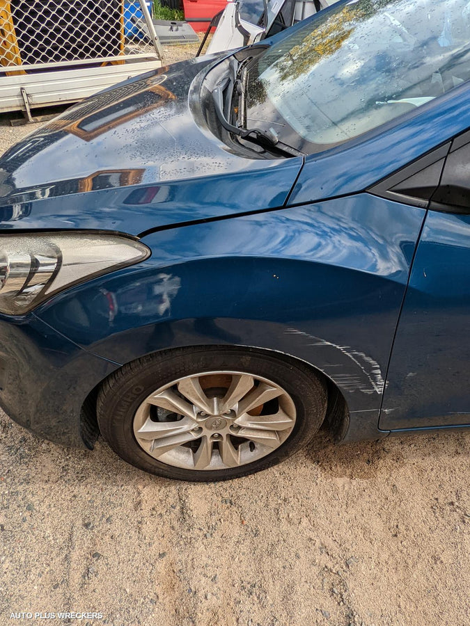 2014 Hyundai I30 Column