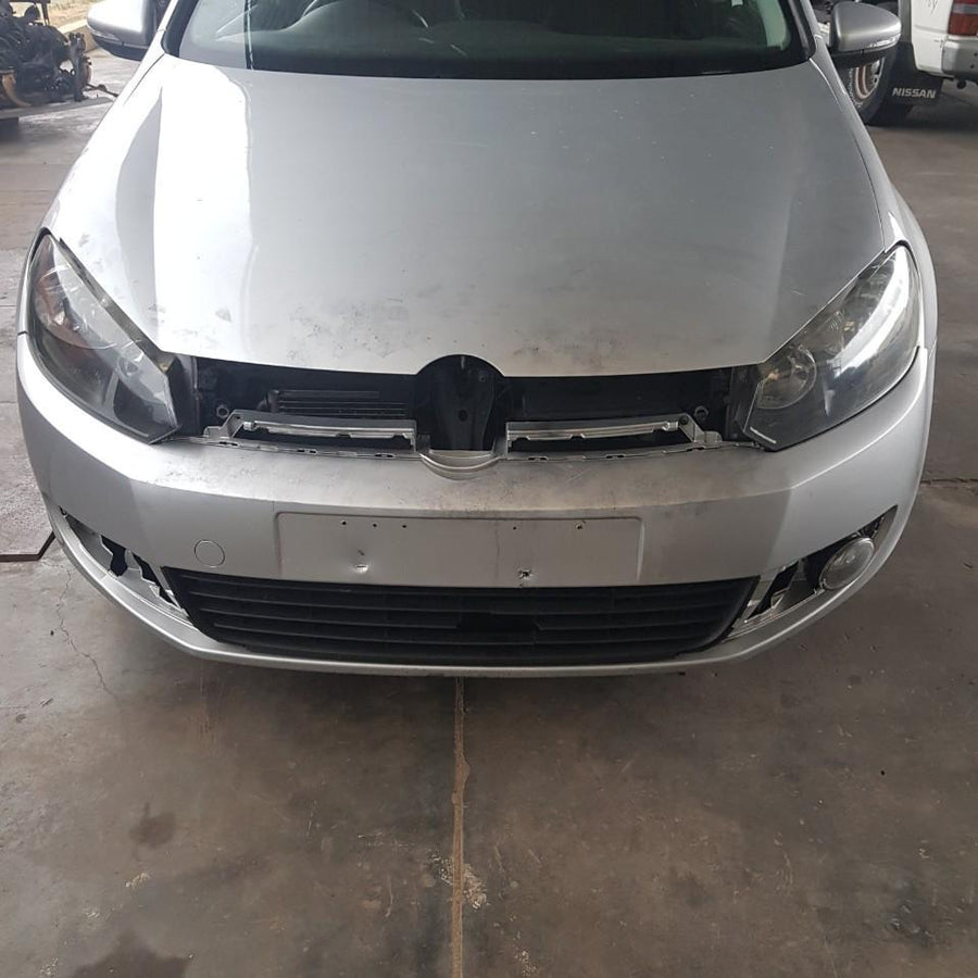 2010 Volkswagen Golf Left Taillight