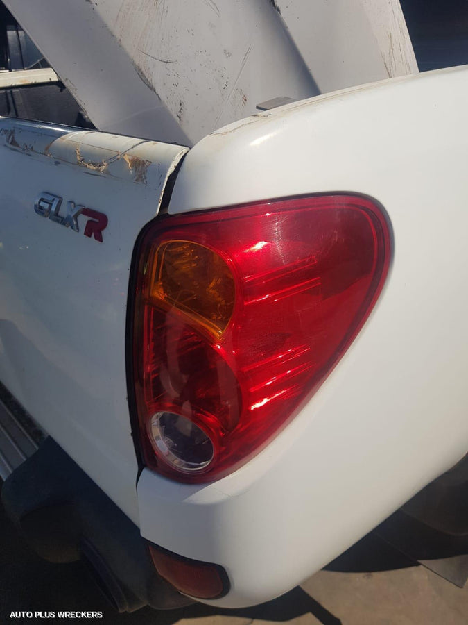 2008 Mitsubishi Triton Right Rear Door Window