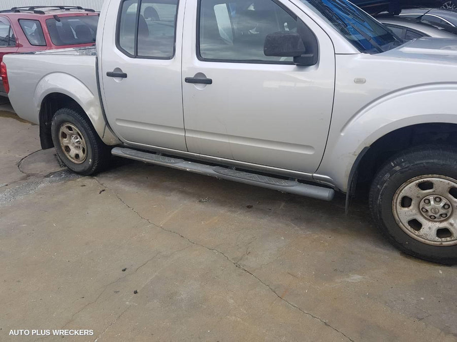 2005 Nissan Navara Seatbelt Stalk