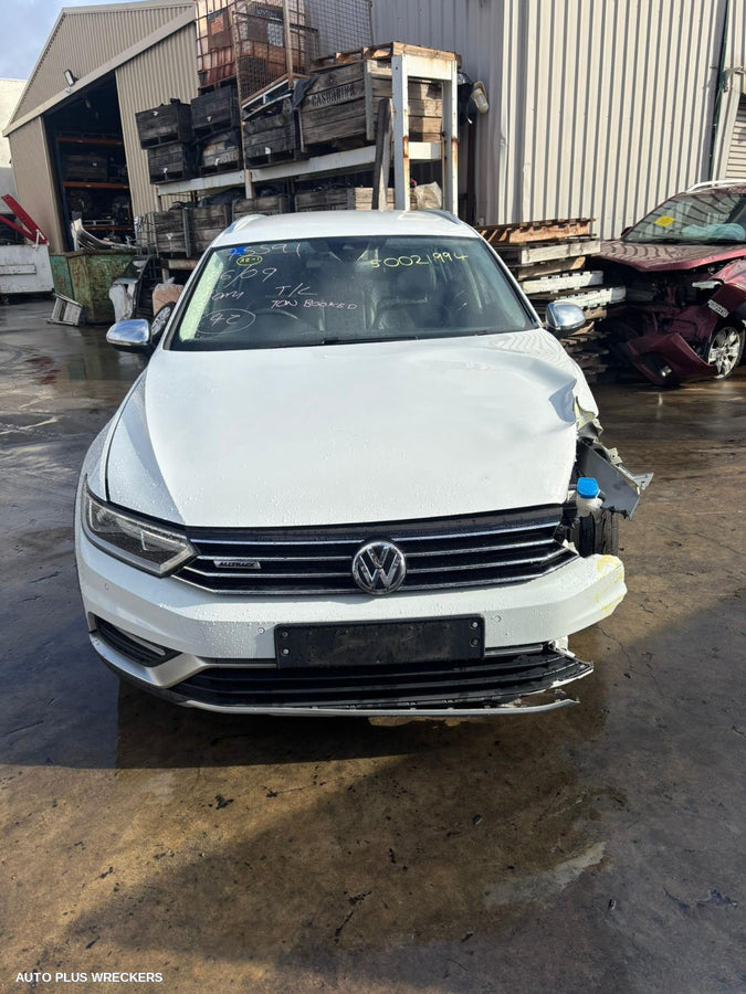 2015-2018 Volkswagen Passat Brake Booster