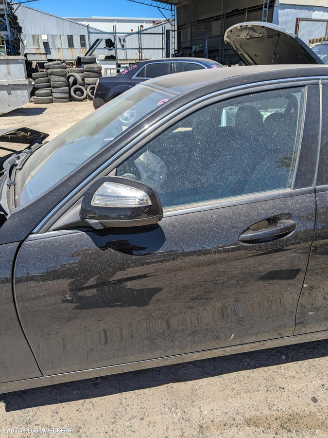 2007 Mercedes C Class Right Front Door