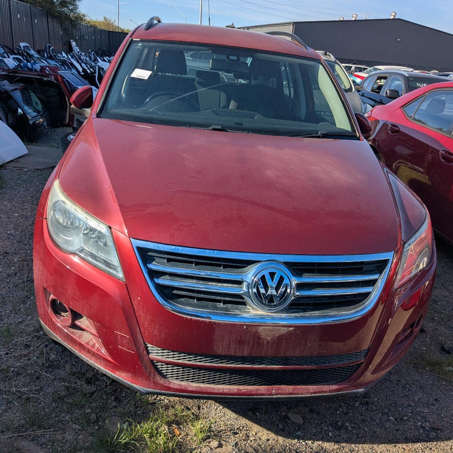 2008-2016 Volkswagen Tiguan Left Front Door